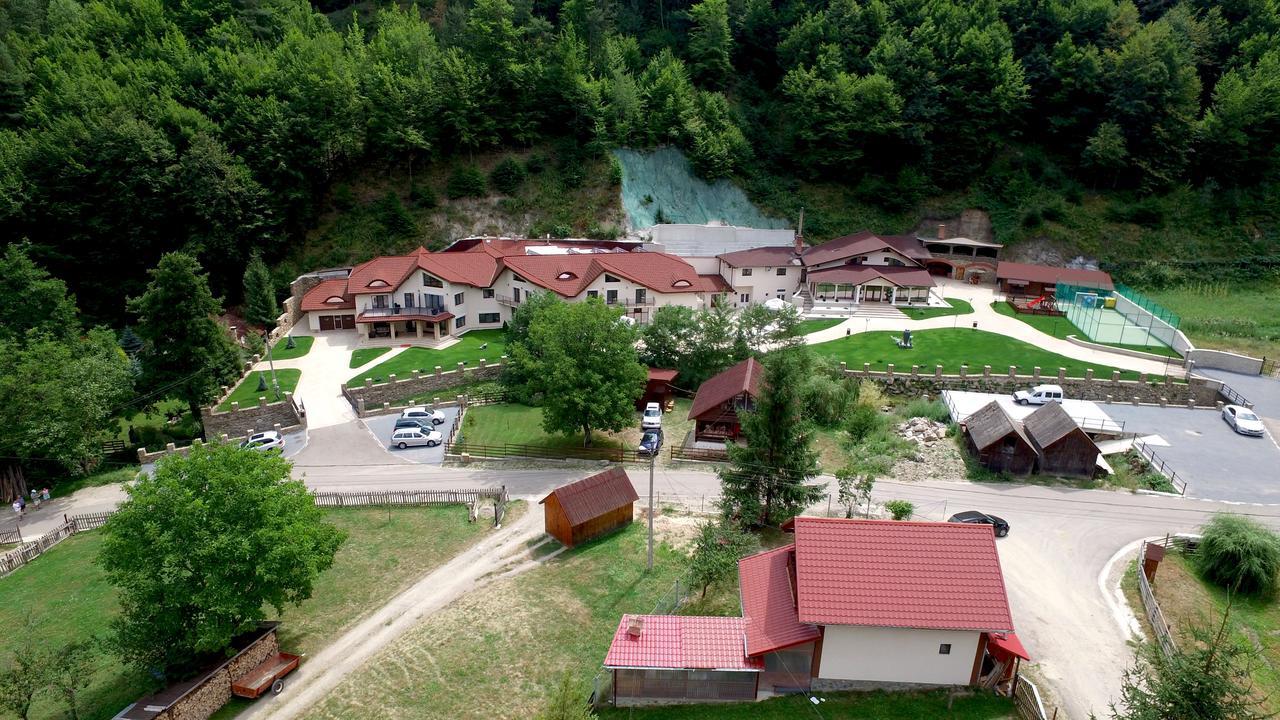 Pensiunea Perla Martiniei Nsd Exteriér fotografie