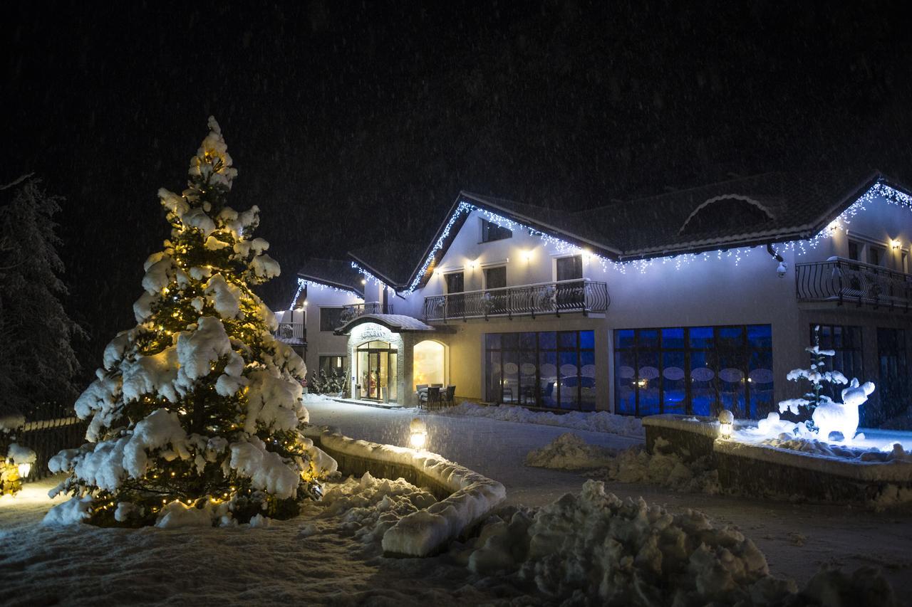 Pensiunea Perla Martiniei Nsd Exteriér fotografie