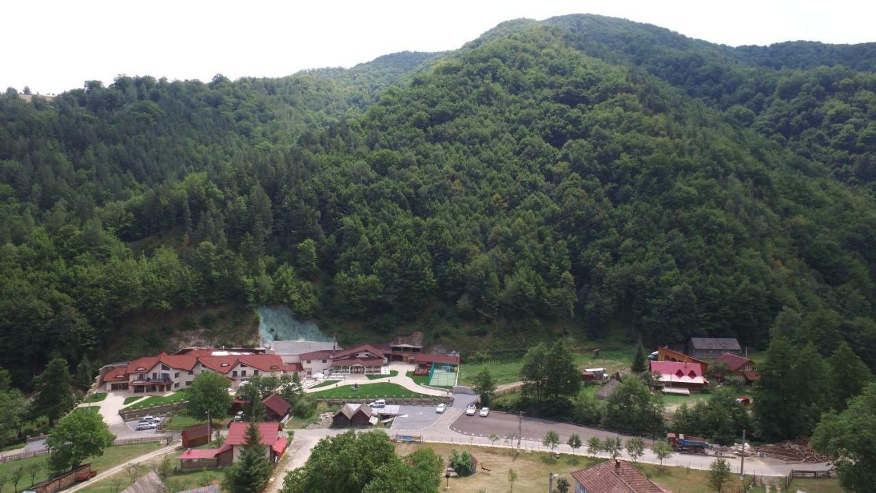 Pensiunea Perla Martiniei Nsd Exteriér fotografie